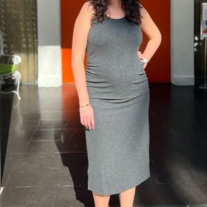 Ingrid & isabel maternity dress- size L- charcoal gray- worn once!